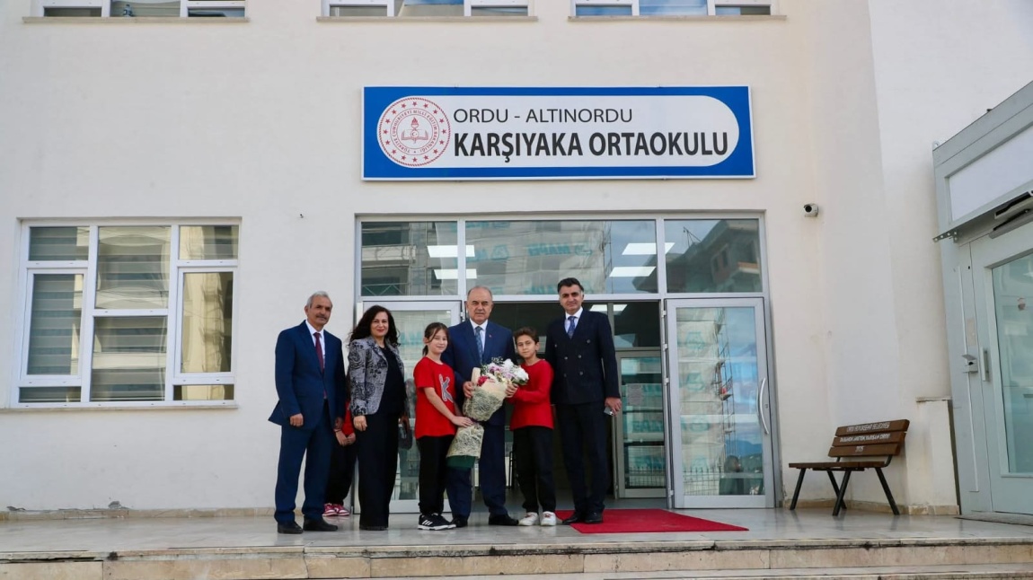 Vali Erol, Ortaokul Öğrencisinin Sözünü Yerine Getirdi